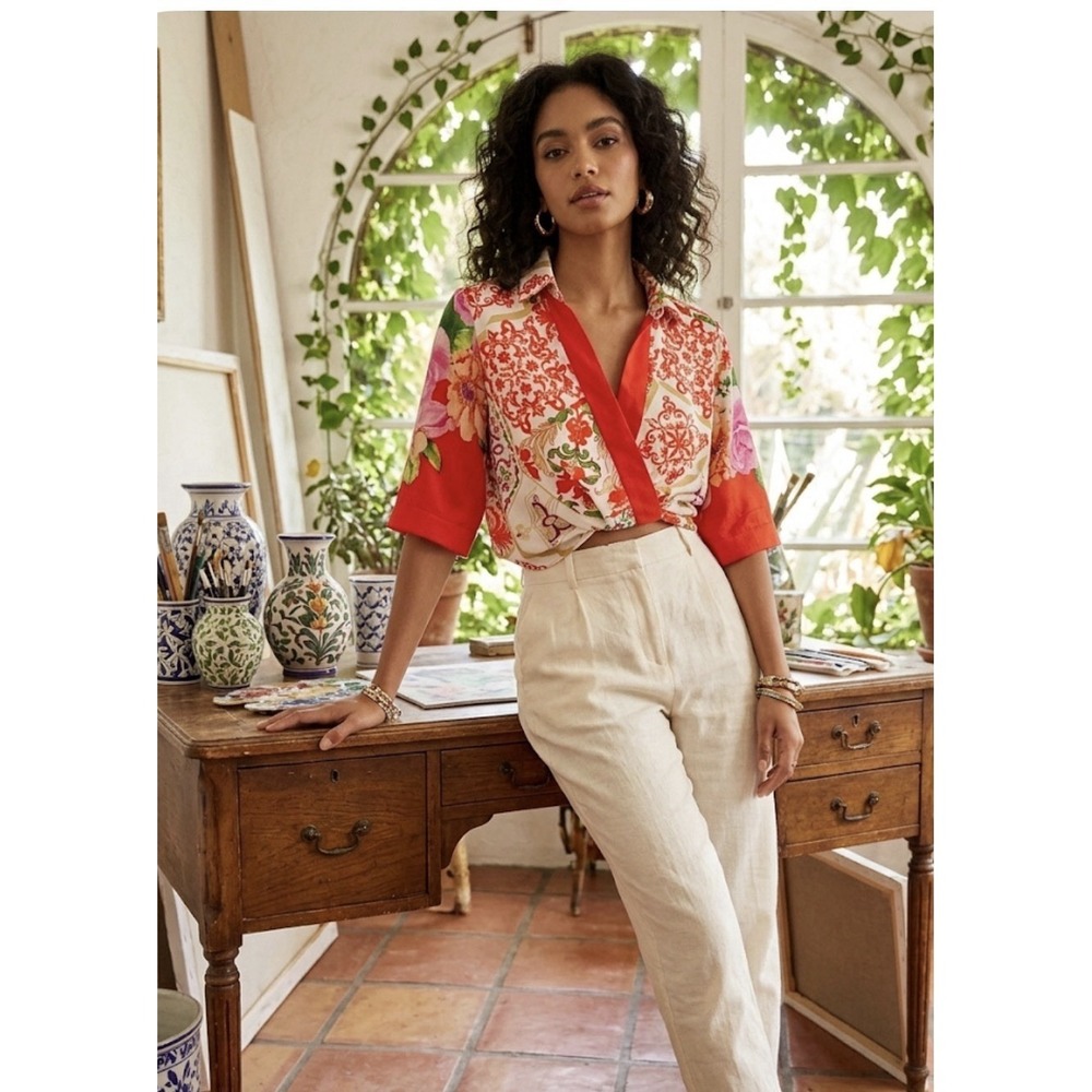 LULUMARI Size M Floral Tile Print Wrap Front Crop Blouse Satin Crossover Top - Picture 2 of 12